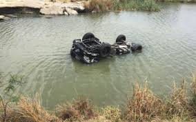0_1546195602200_Car-Crash-into-water.jpg
