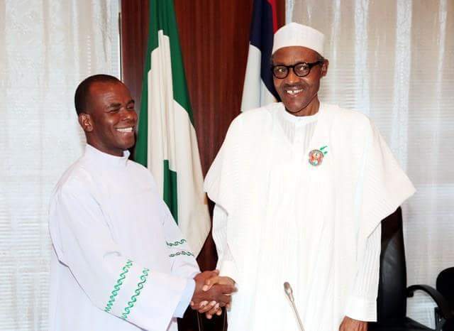 0_1546413450480_Mbaka rallies support for Buhari.jpg