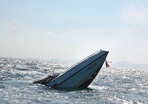 0_1573925269374_Boat-mishap.jpg