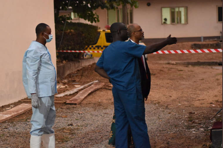 prof abayomi and others speaking with the italian