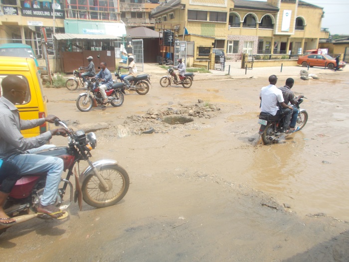 5th avenue gowon estate ipaja lagos road in disrepair