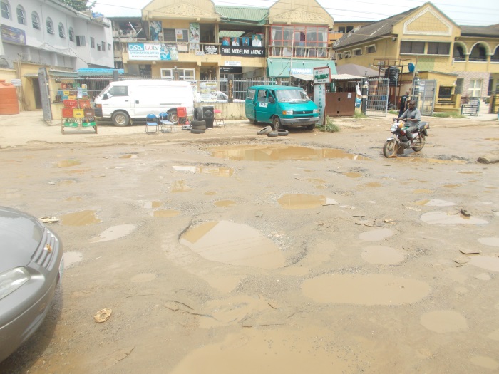 5th avenue gowon estate ipaja lagos road in disrepair