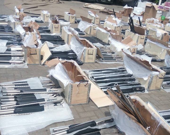 40 ft container with 661 pump action rifles impounded by customs in lagos